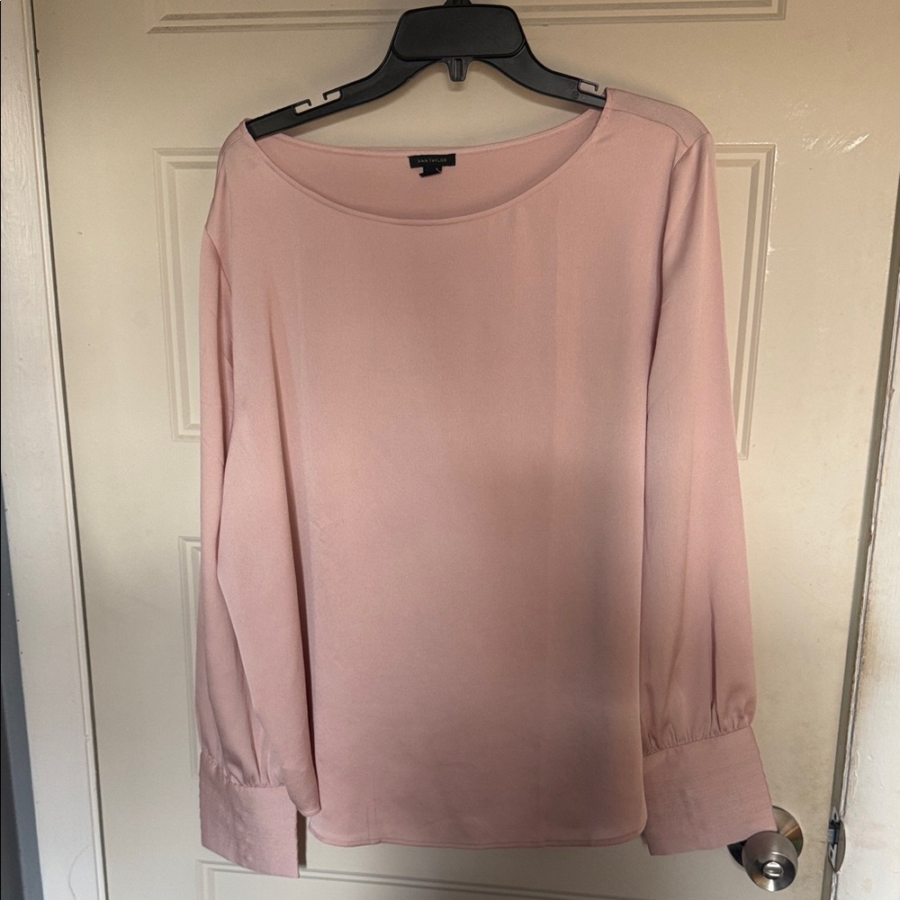 Ann Taylor Soft Pink Blouse